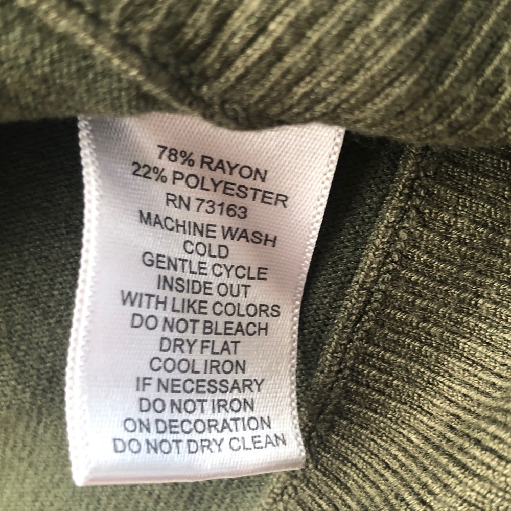 Cable & Gauge Olive Green Knit Top with Logo Tag Size XL - Picture 4 of 13